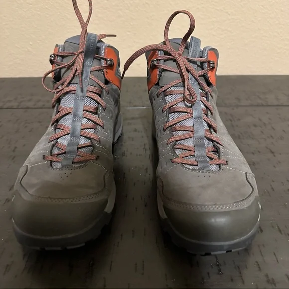 Oboz Men’s Sypes Mid Leather B-Dry Waterproof Hiking Boots in Gunmetal